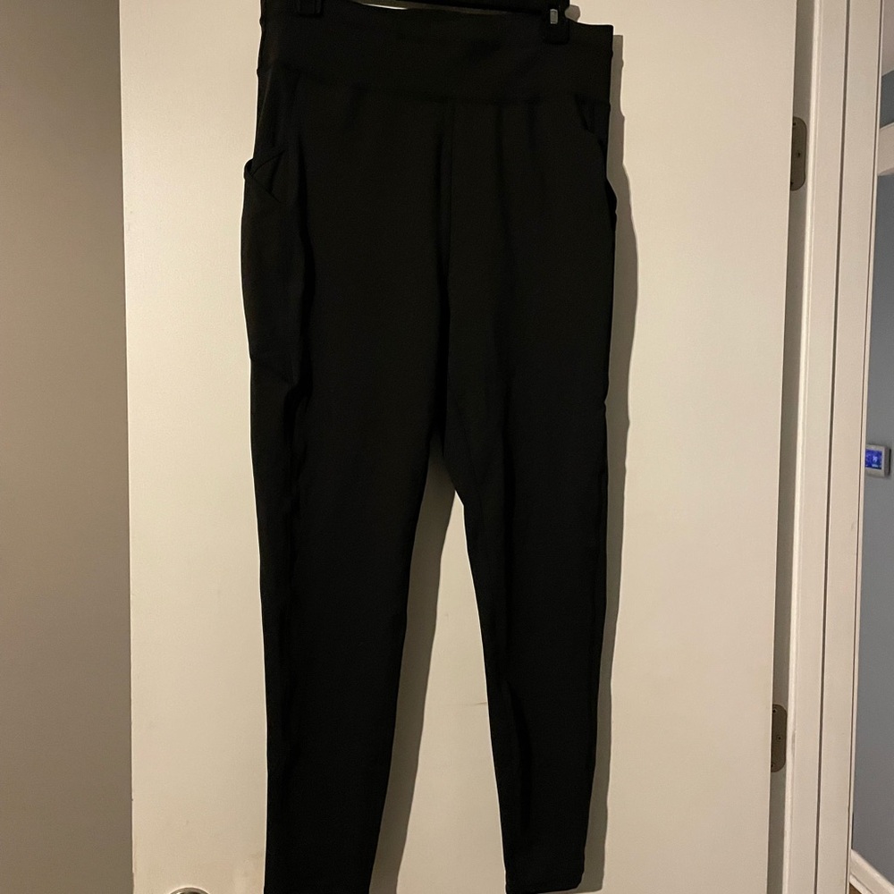 POP Fit Black Leggings